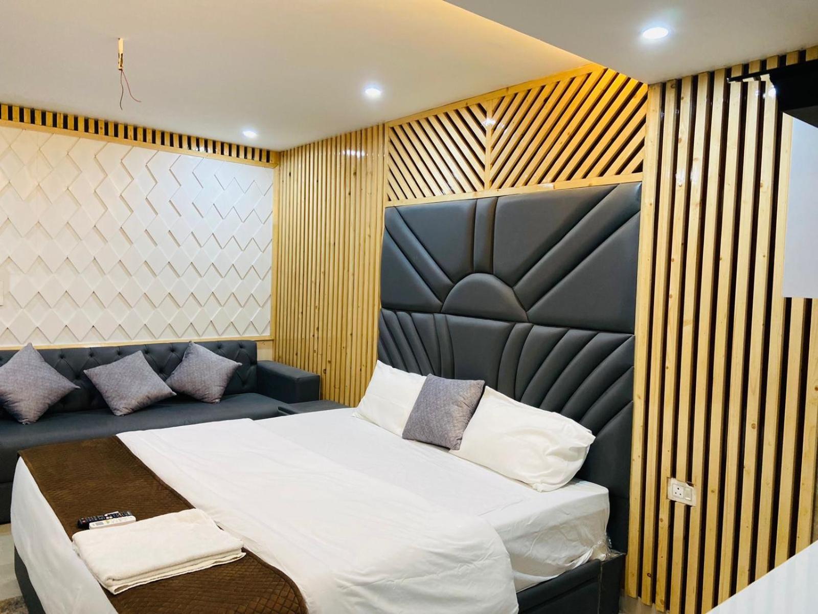 Bob Adventures Hotel Dehradun Exterior photo